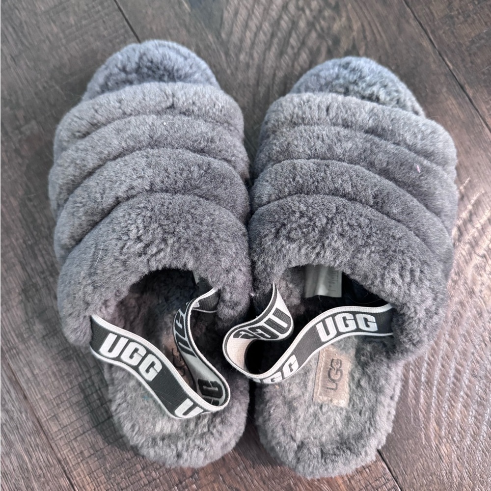 UGG Fluff Yeah Slides in Gray